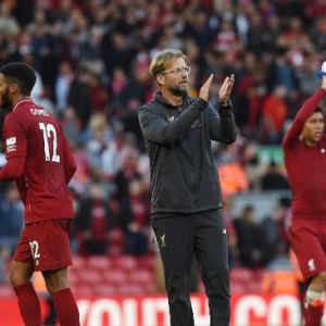  利物浦门将神扑零封对手  