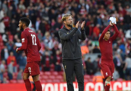  利物浦门将神扑零封对手  